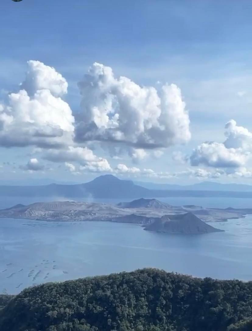 Taal Lake View Wind Residences By Smco 따가이따이 외부 사진