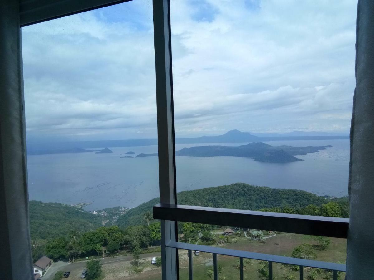Taal Lake View Wind Residences By Smco 따가이따이 외부 사진
